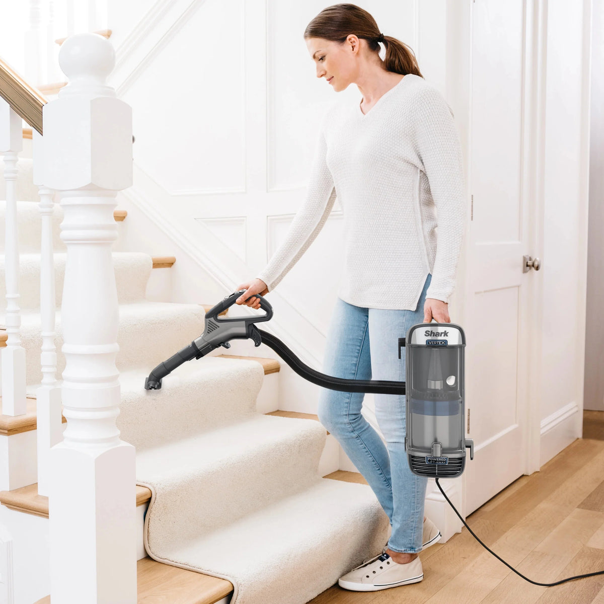 Shark Vertex DuoClean PowerFin Upright Vacuum With Powered Lift-Away And Self-Cleaning Brushroll - AZ2000